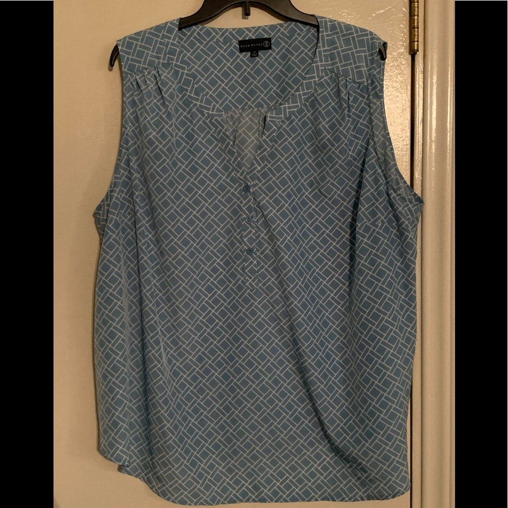 Women lightweight blouse - size 3X